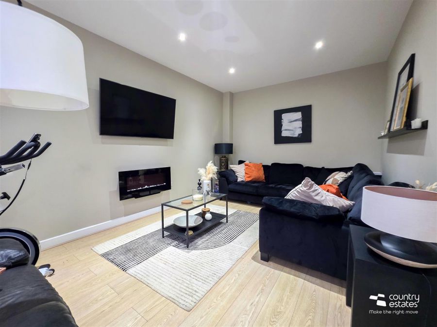 3 Bashford Park Hill