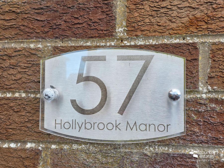 57 Hollybrook Manor