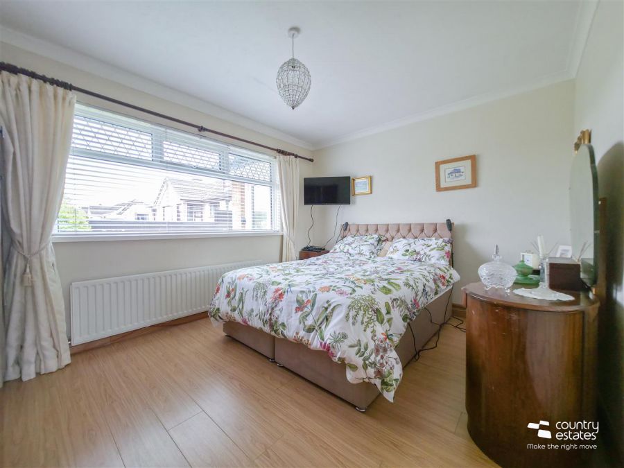 29 Glenwell Gardens