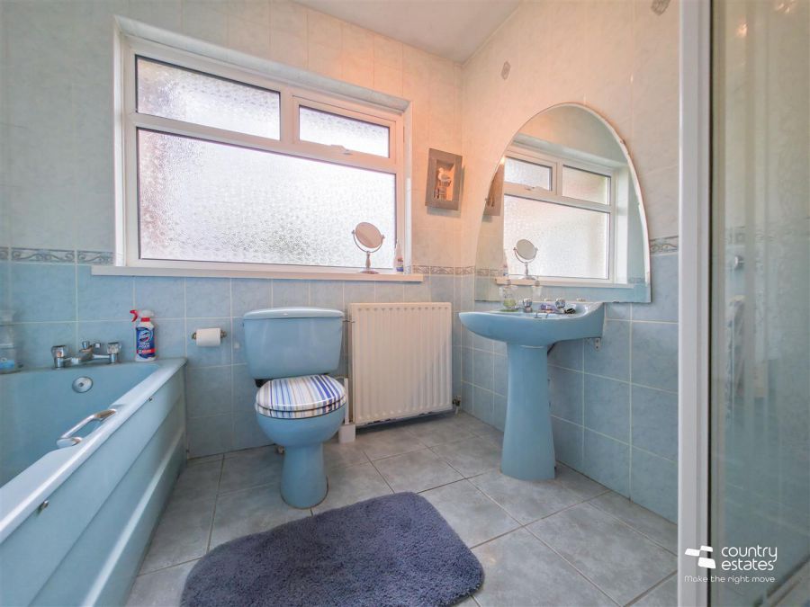 29 Glenwell Gardens