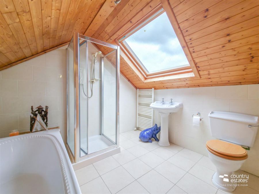 29 Glenwell Gardens