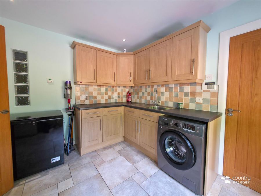 32 Marshallstown Road