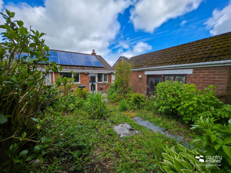 10 Carwood Gardens