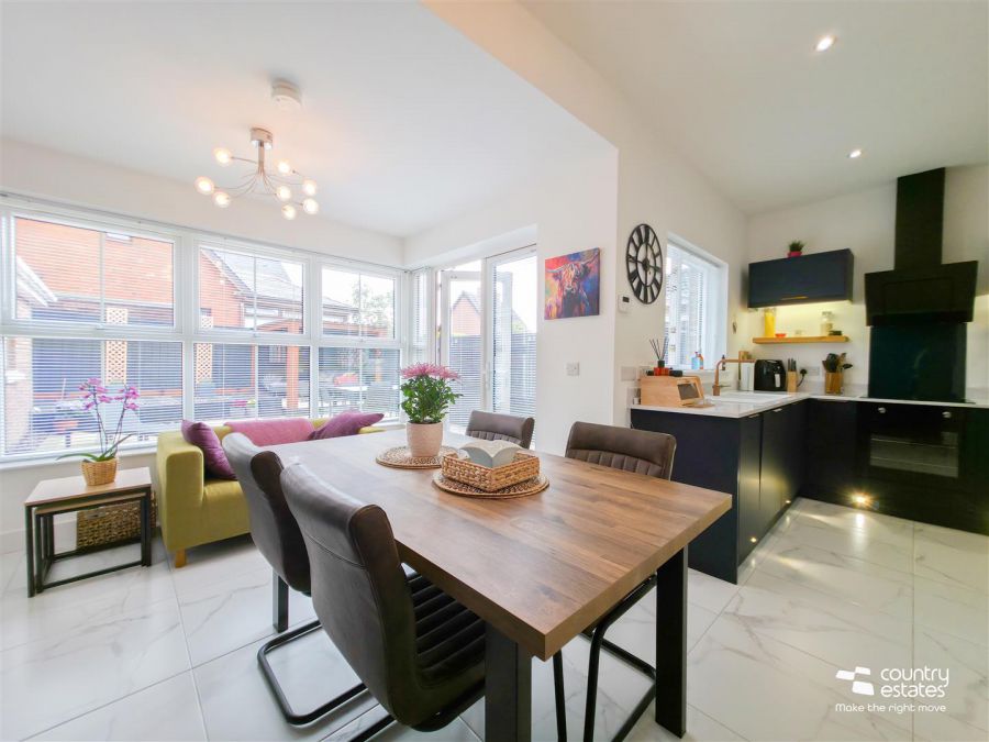 134 Farm Lodge Park