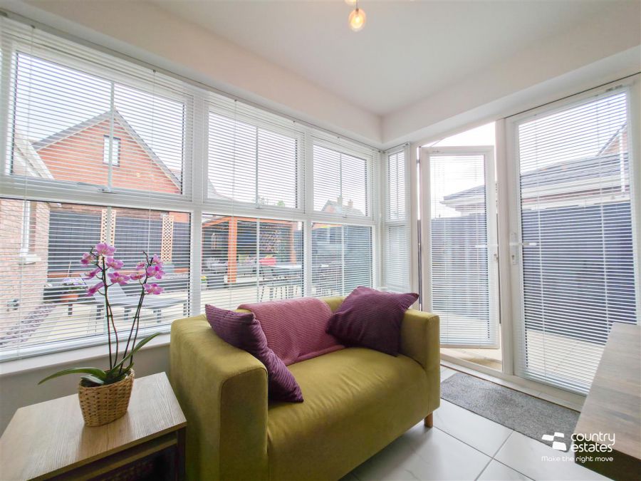 134 Farm Lodge Park