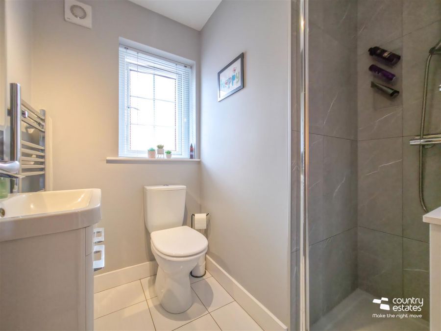 134 Farm Lodge Park
