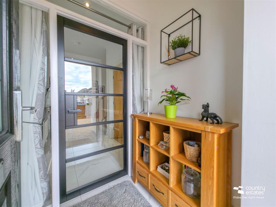 134 Farm Lodge Park