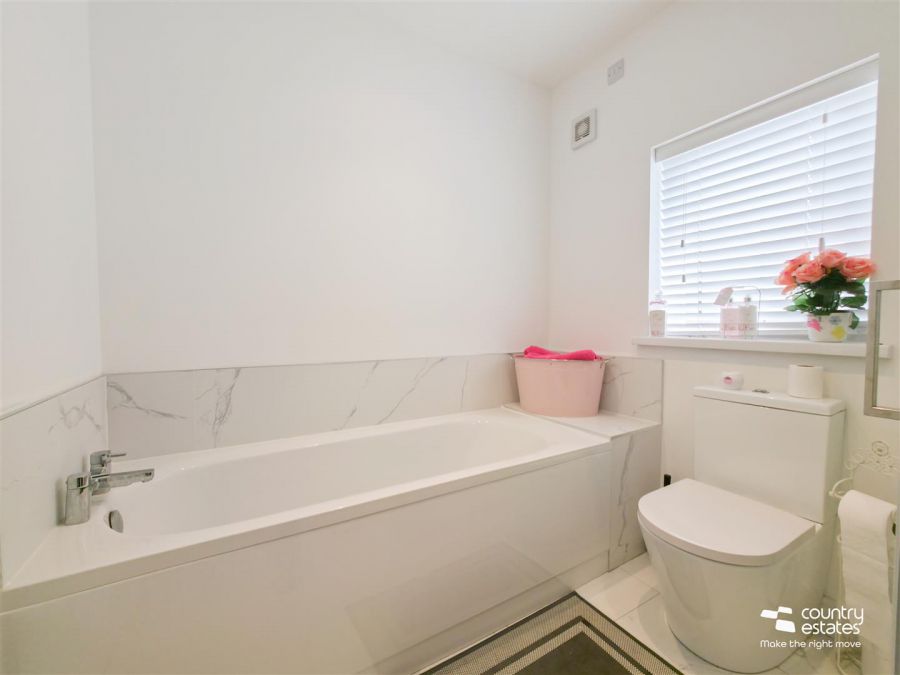 7 Blackrock Crescent