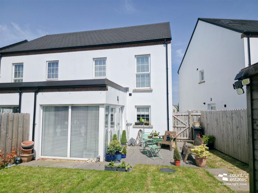7 Blackrock Crescent