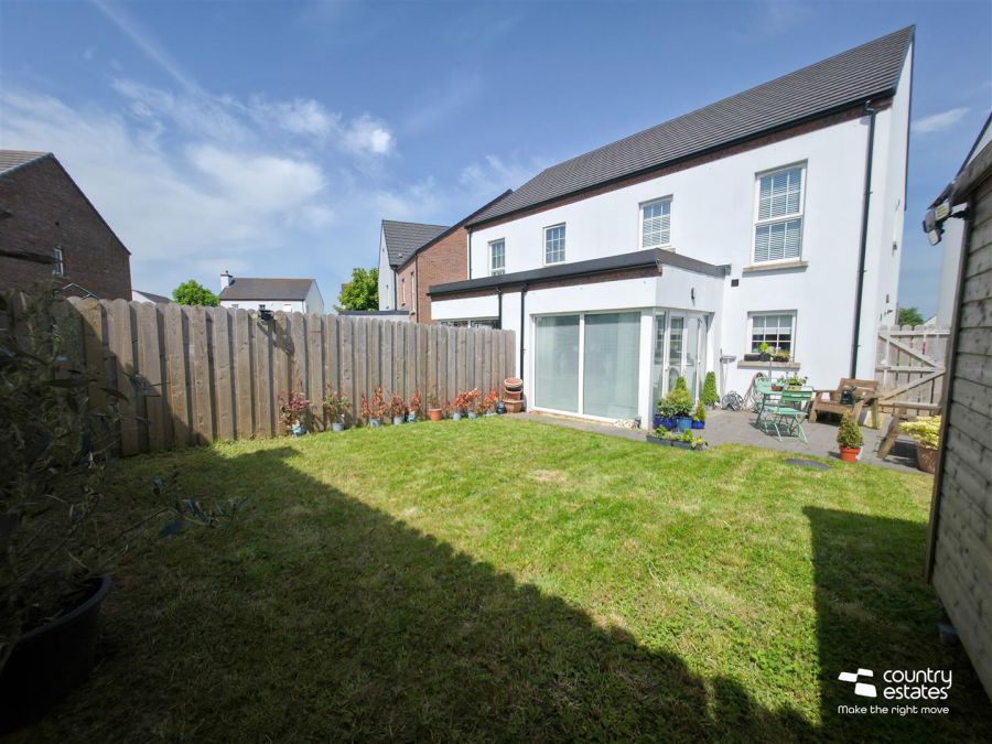 7 Blackrock Crescent