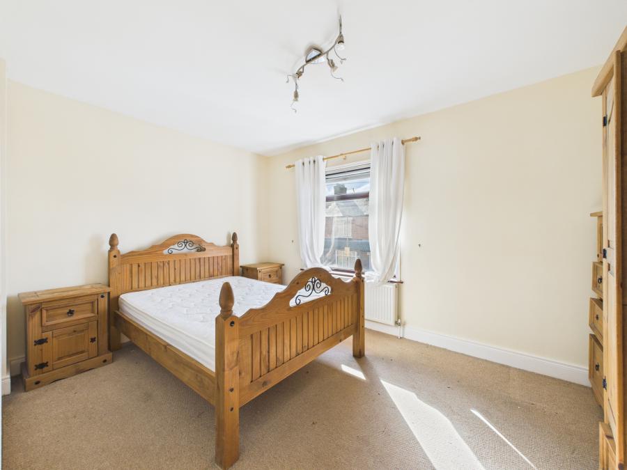 18 Willowfield Parade