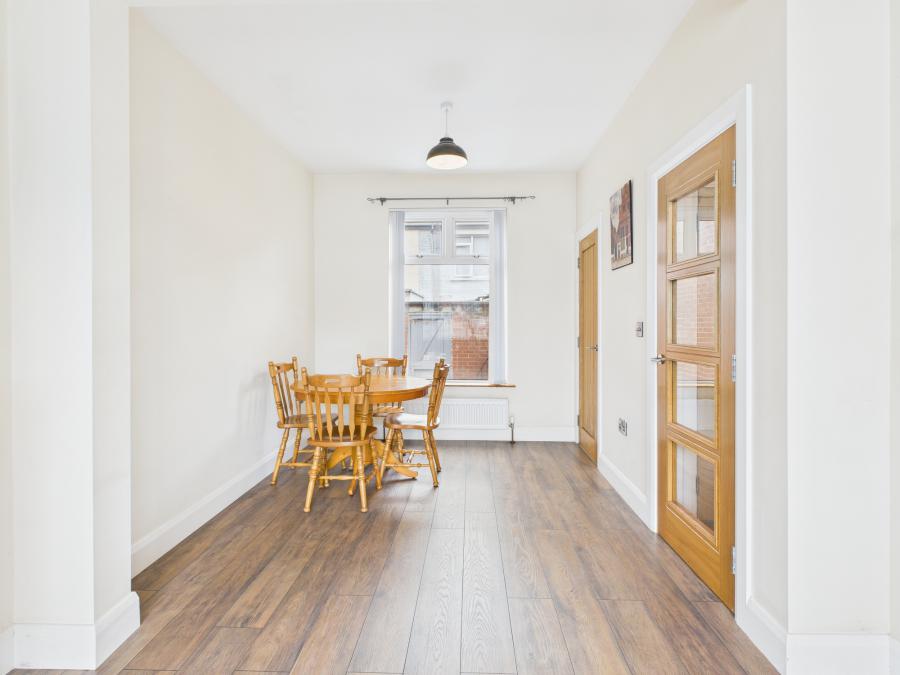 90 Haywood Avenue