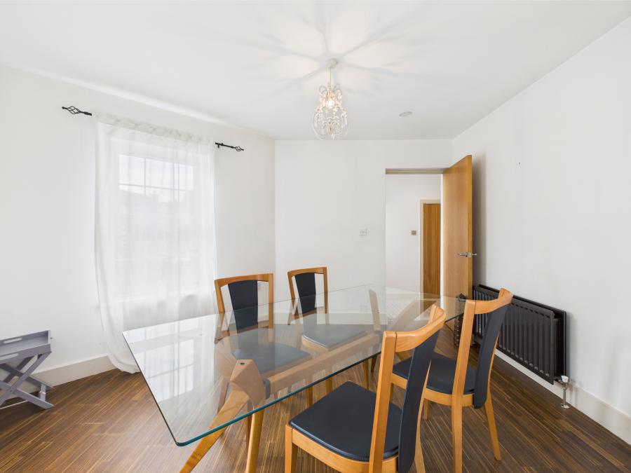 88b Leathem Square