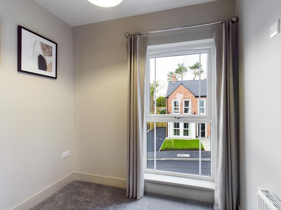 25 Knockagh Chase