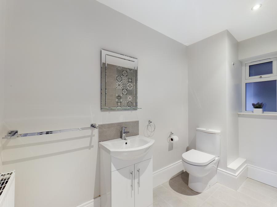 Apt B, Ravenhill Terrace 258 Ravenhill Road