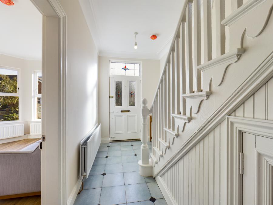 121 Haypark Avenue