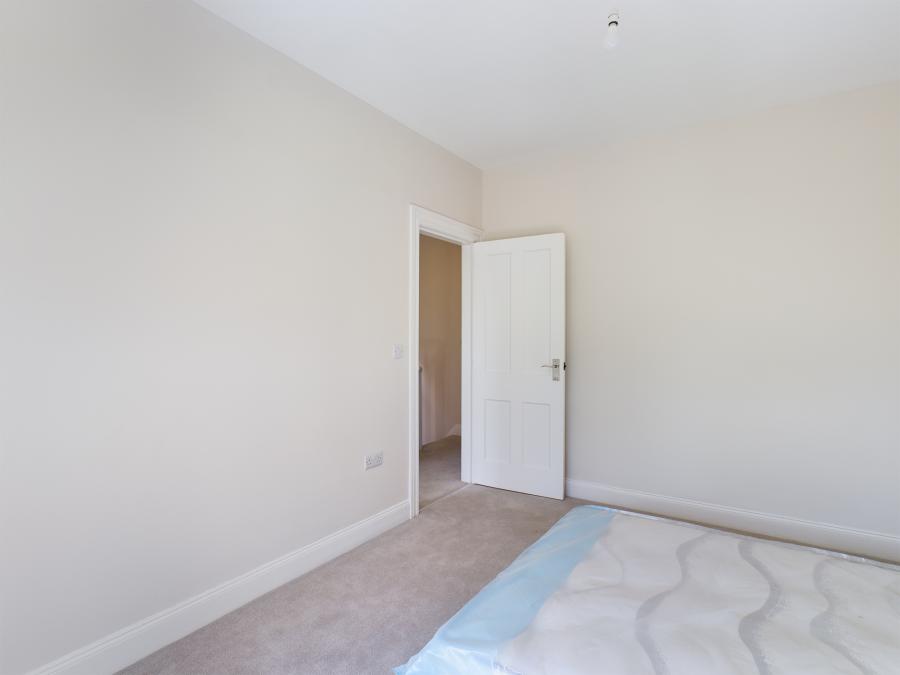 121 Haypark Avenue