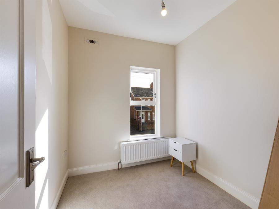 121 Haypark Avenue