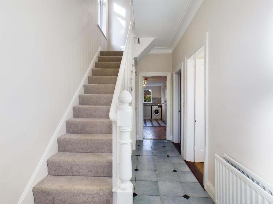 121 Haypark Avenue