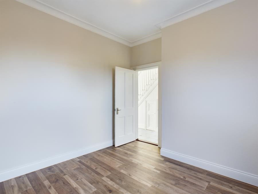 121 Haypark Avenue 121 Haypark Avenue