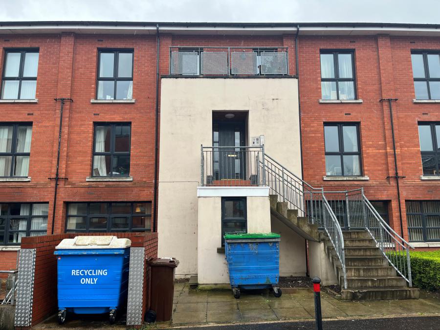 61, Greenwood Building Old Bakers Court