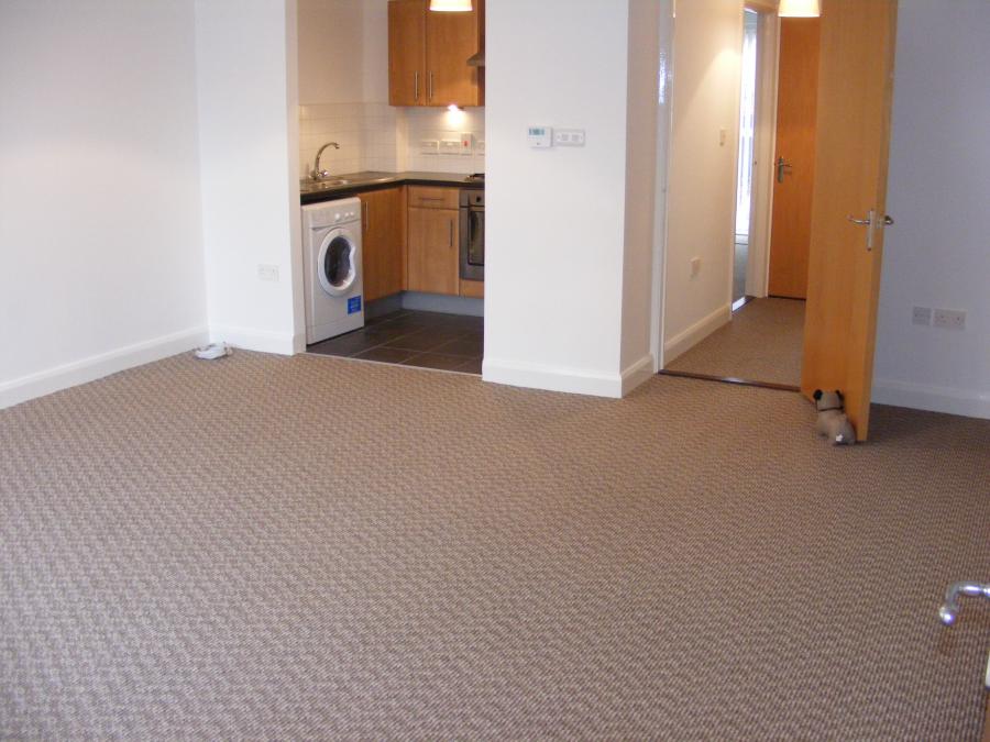 61, Greenwood Building Old Bakers Court