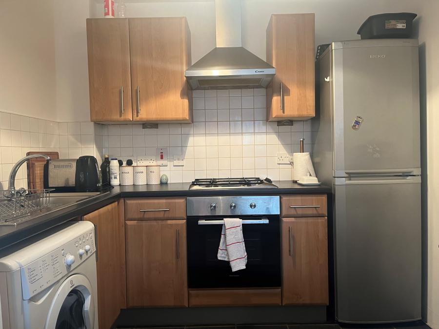 61, Greenwood Building Old Bakers Court