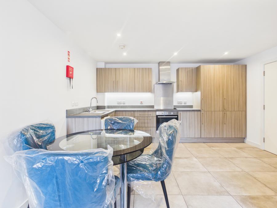 4, 35  Castlereagh Street