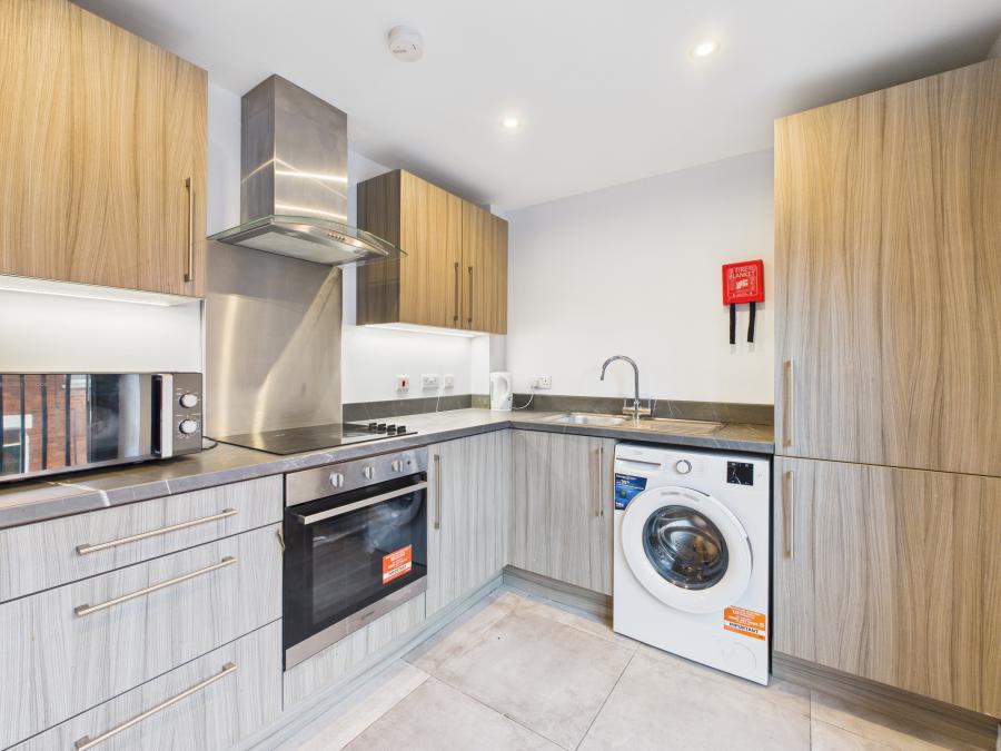 10, 35  Castlereagh Street