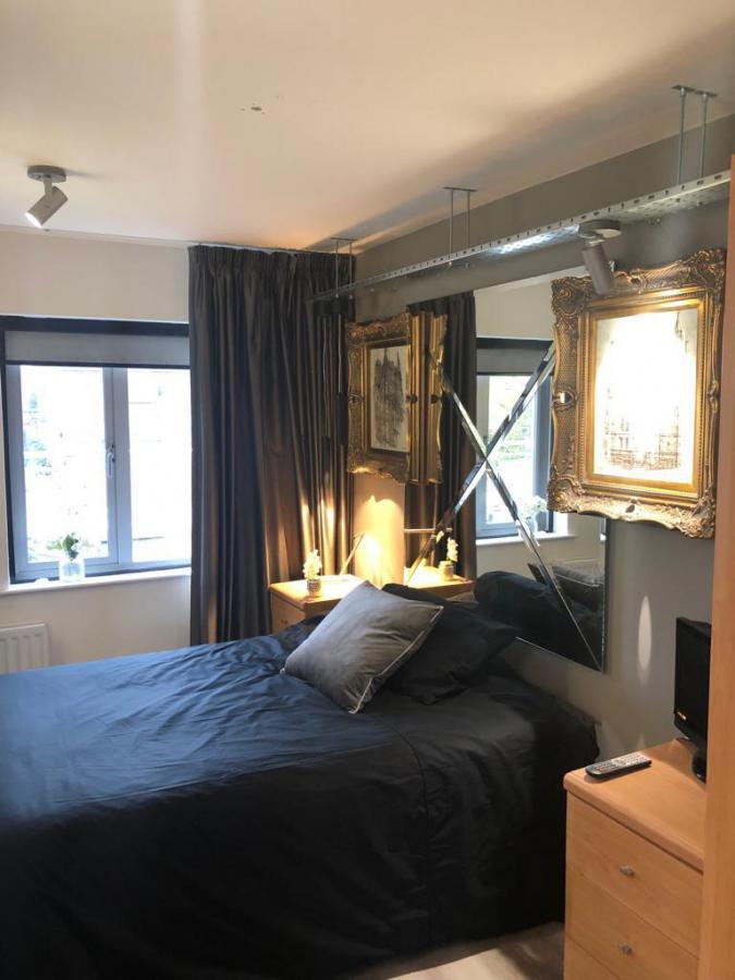 Apt 20B Ardmore Court 2A Ardmore Avenue