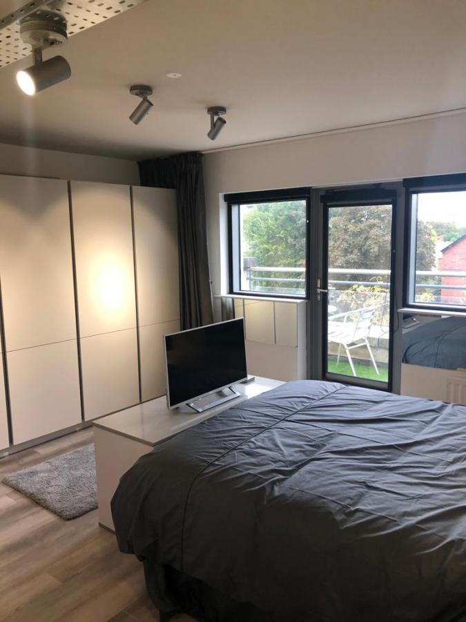 Apt 20B Ardmore Court 2A Ardmore Avenue