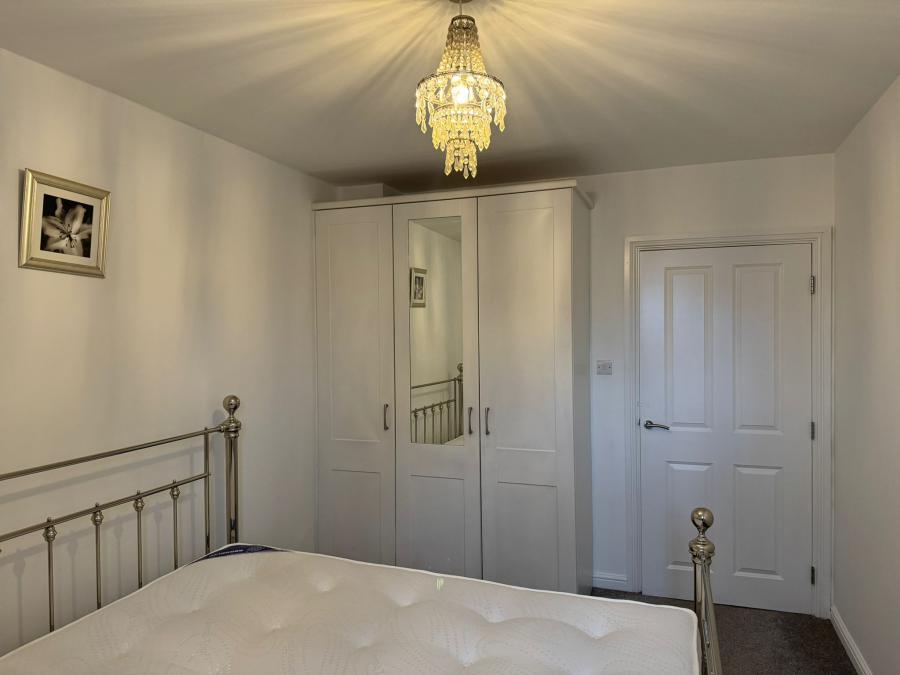 Bell Towers, 6 Bell Towers South