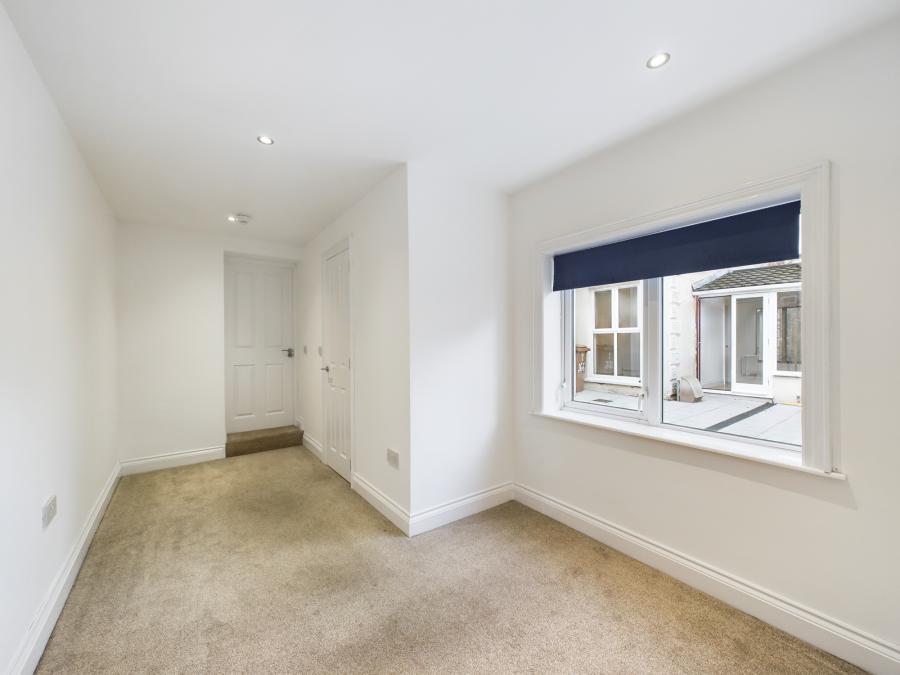 166 Upper Newtownards Road