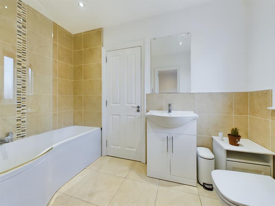 166 Upper Newtownards Road