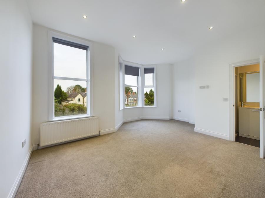 166 Upper Newtownards Road