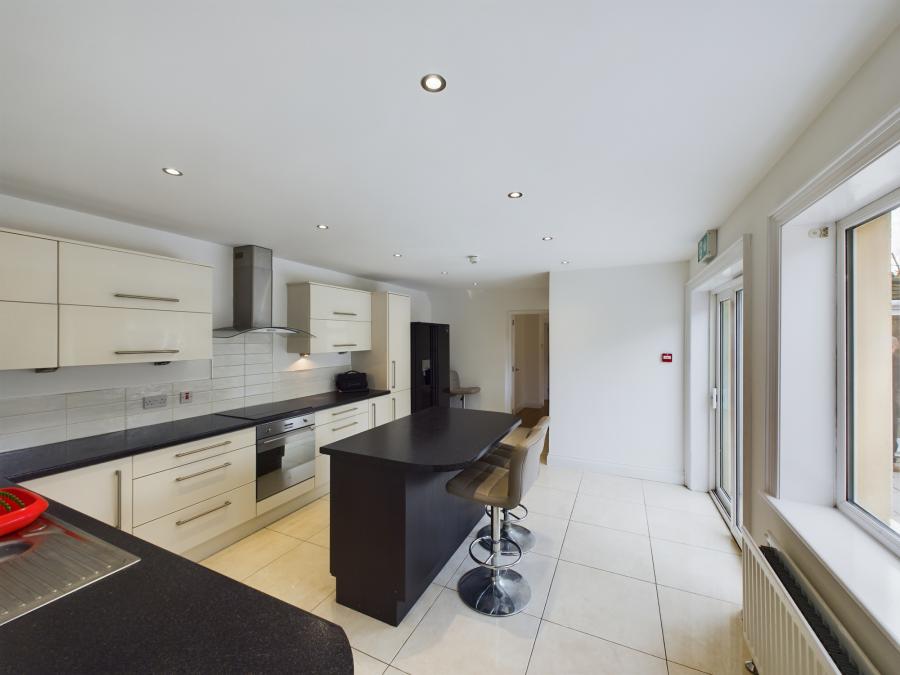 166 Upper Newtownards Road