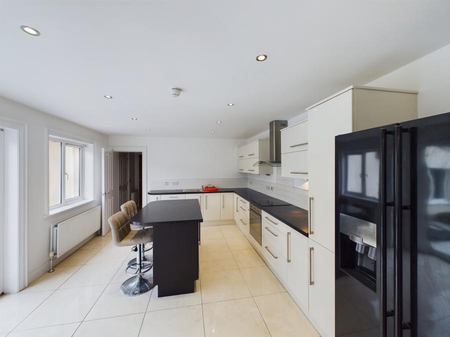 166 Upper Newtownards Road