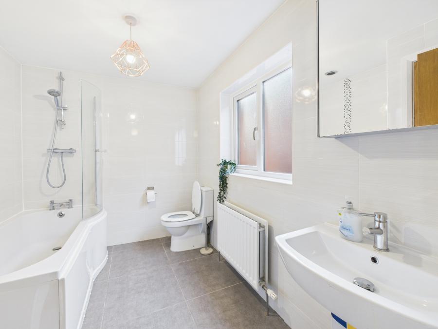 86  Donnybrook Street