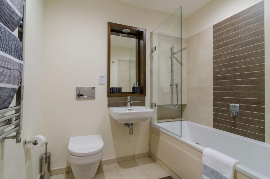 Apt 10 Custom House Square Ulster Street