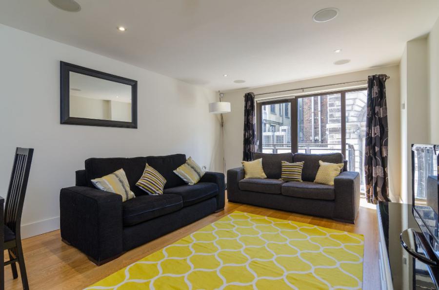 Apt 10 Custom House Square Ulster Street