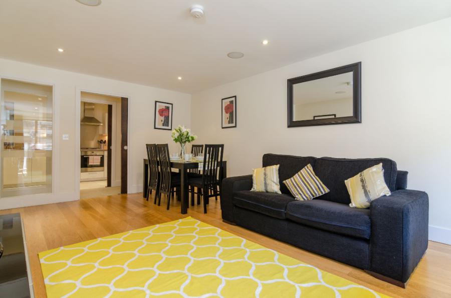 Apt 10 Custom House Square Ulster Street