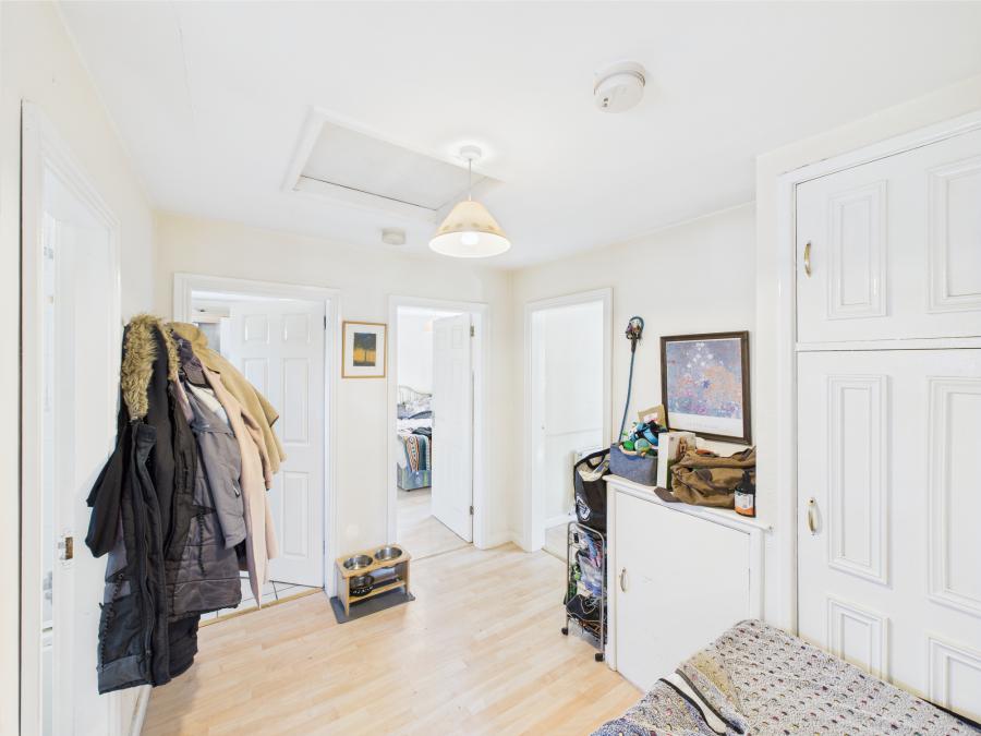 22 Annadale Crescent