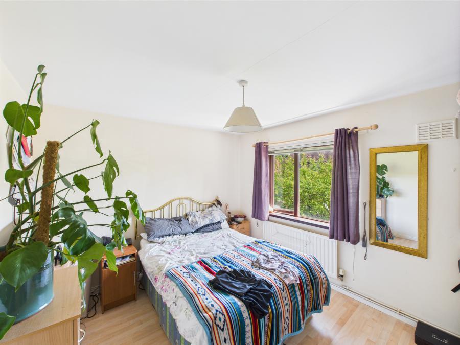 22 Annadale Crescent