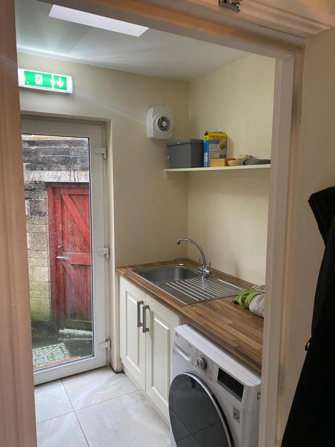 1 Sandhurst Drive