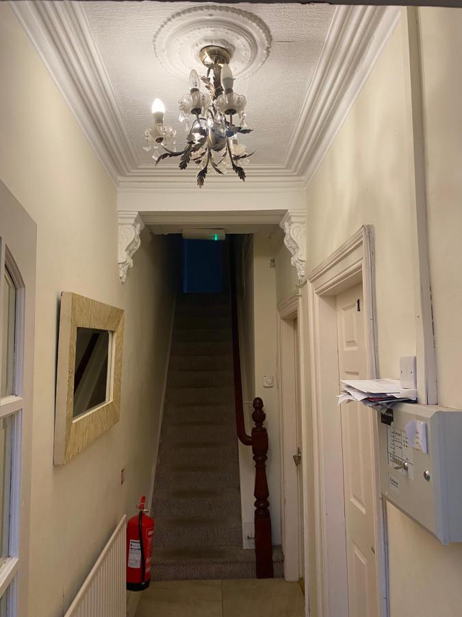 1 Sandhurst Drive