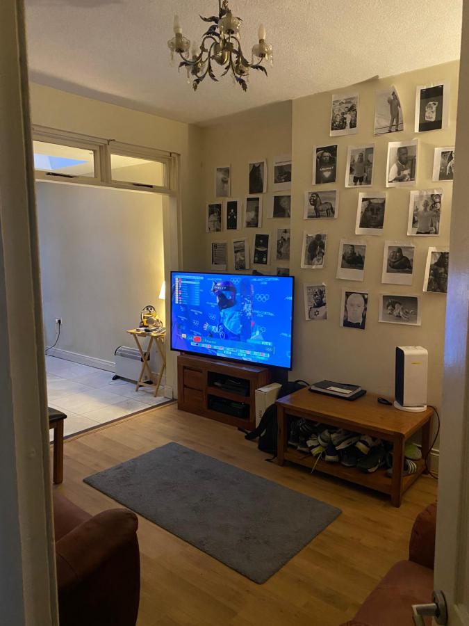 1 Sandhurst Drive