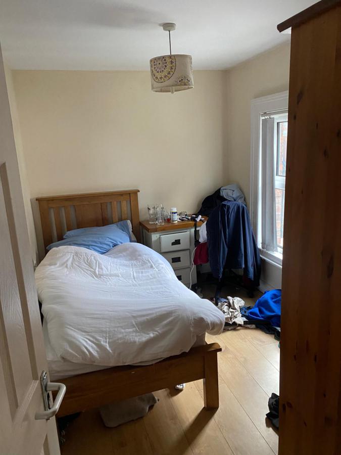 1 Sandhurst Drive