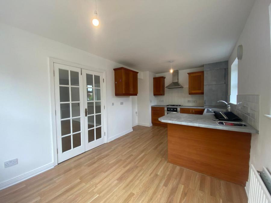 Apt 3, Rosepark Lodge 95 Rosepark