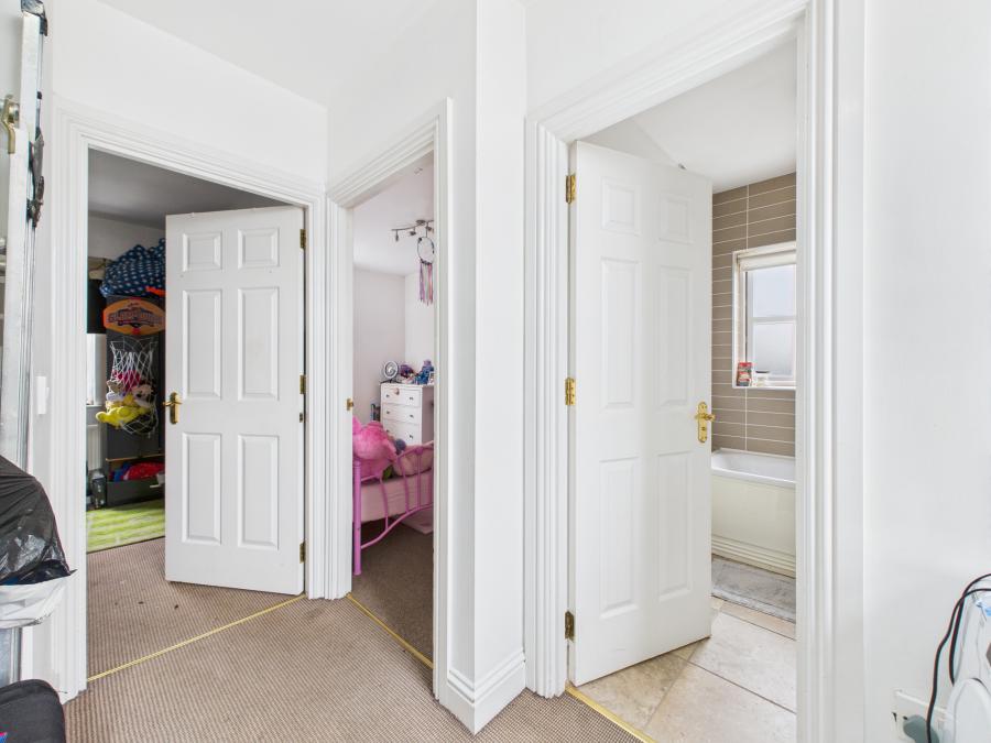 60 The Demesne Hillsborough Road