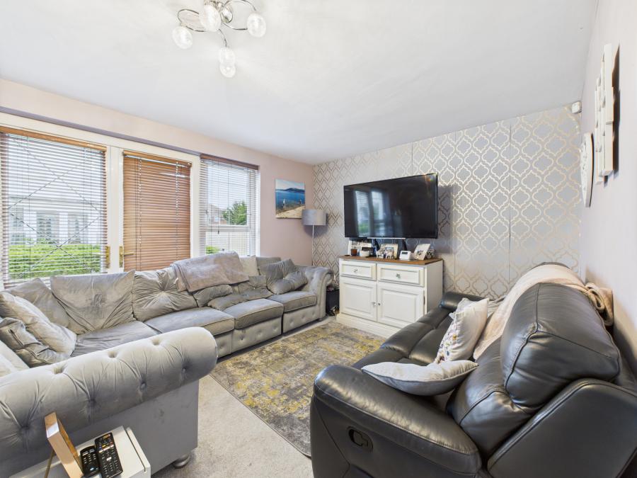60 The Demesne Hillsborough Road